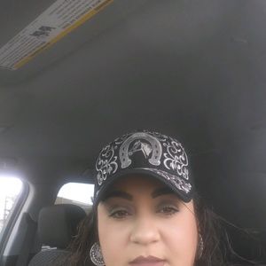 Meet your Posher, Nereida